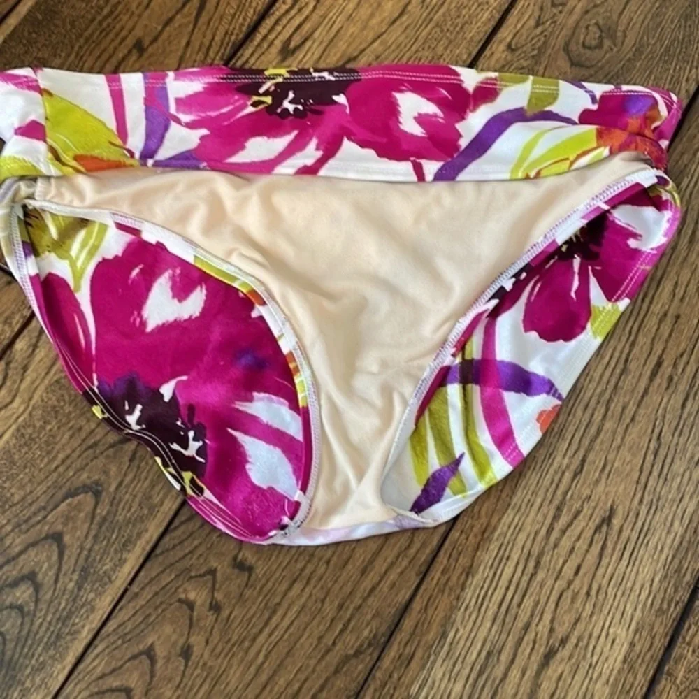 Floral halter top bikini, very comfortable and perfect for the beach or pool.